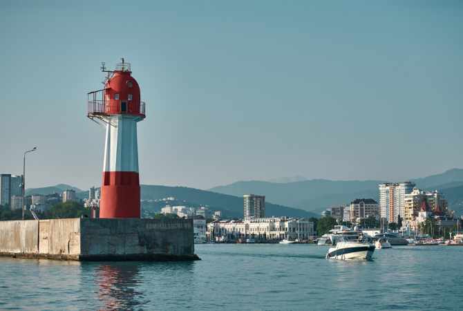 Прокат яхты в Сочи